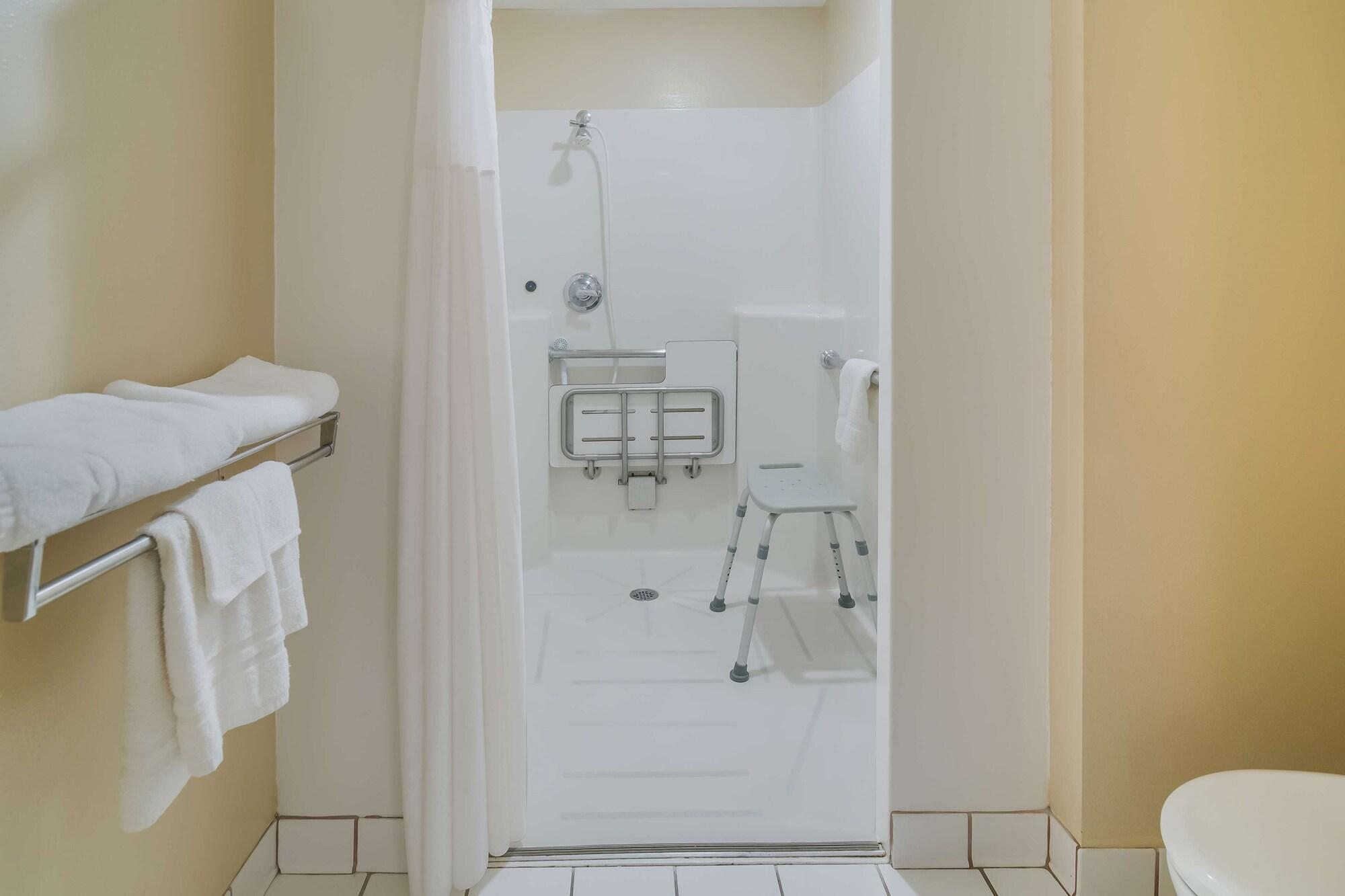 Americas Best Value Inn Fargo Zewnętrze zdjęcie